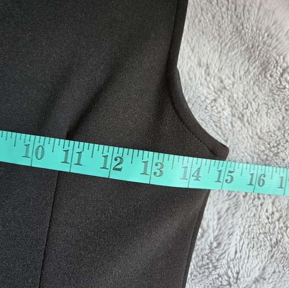 Joseph Ribkoff Black And White Broken Polka Dot Dress With Gold Neck Detail. 4 - Picture 10 of 11